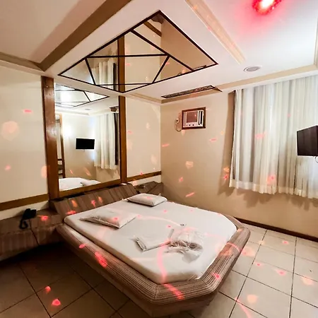 Status Motel Niteroi Exterior photo